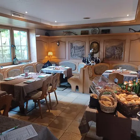 Jagdhaus - Ahr Locanda *